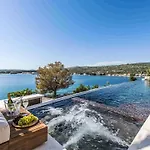 Vista I By Interhome Podglavica